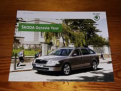 SKODA OCTAVIA TOUR 2011 brochure