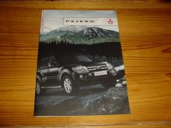 MITSUBISHI PAJERO 2013