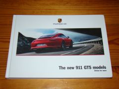 PORSCHE 911 GTS 2017 brochure